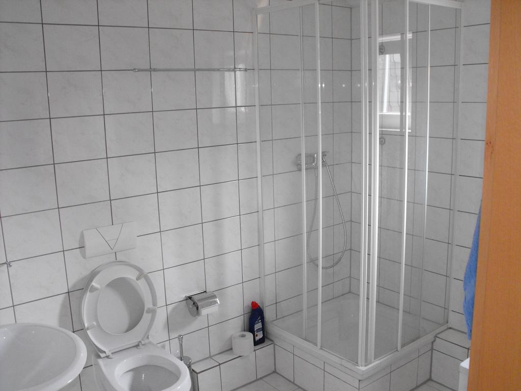 Ferienwohnungen In Moenchengladbach Chambre photo